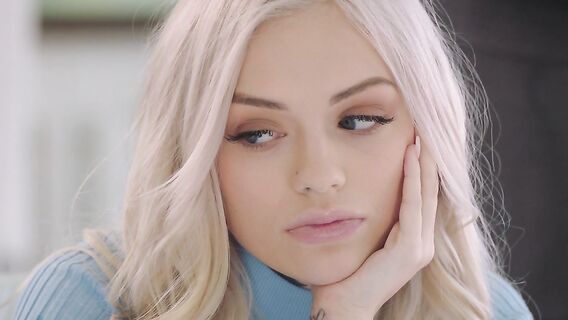 Студентка соблазнила учителя русского языка на секс в попу