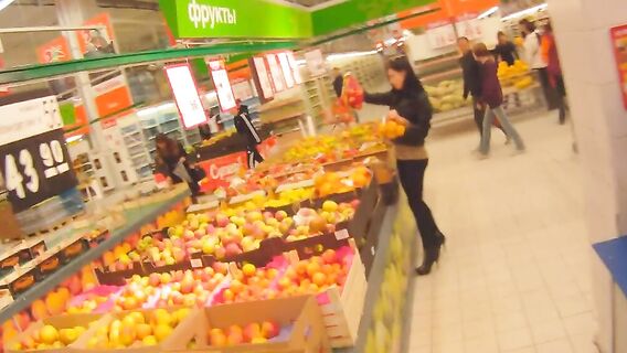 Познакомился с русской девушкой в супермаркете и занялся сексом на парковке