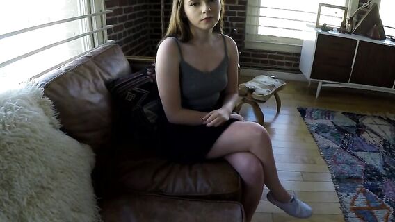 Секс от первого лица с 21-летней миниатюрной милашкой-эскортницей