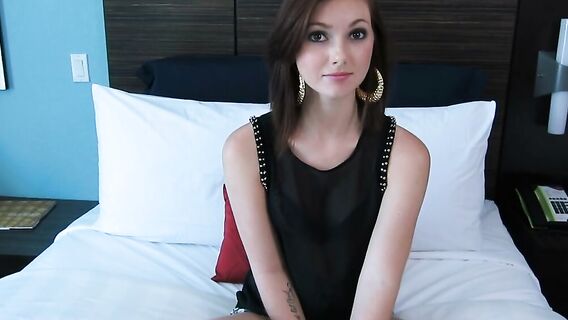 Кастинг рыжей красотки с интимной стрижкой