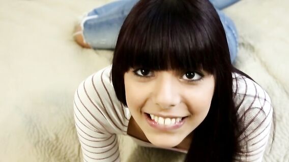 Кастинг горячей бразильянки Джины Валентины